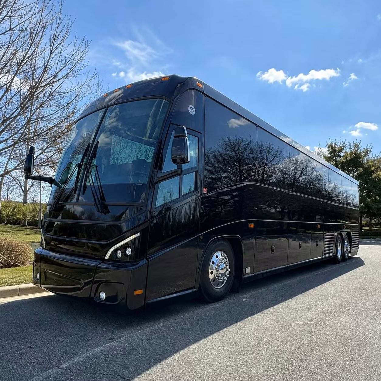 finding group transportation for dod contractors and defense industry personnel in miramar has never been easier